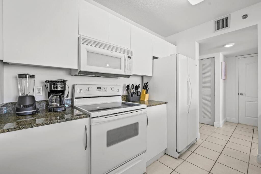 High Floor Unit Located In Brickell - Free Parking Apartment Miami Exterior photo